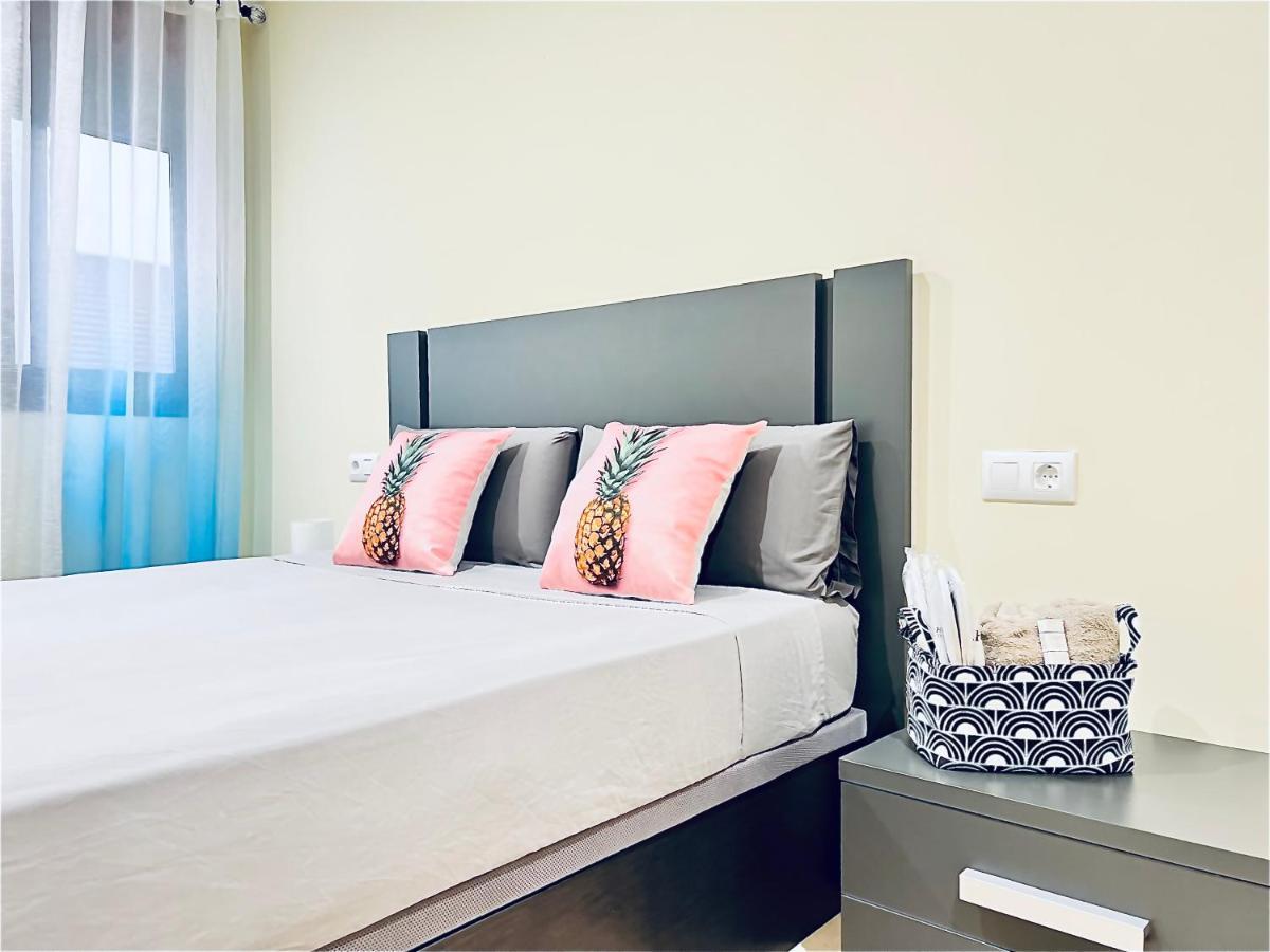 Palm Life Apartment - Free Parking Vila-real Bagian luar foto