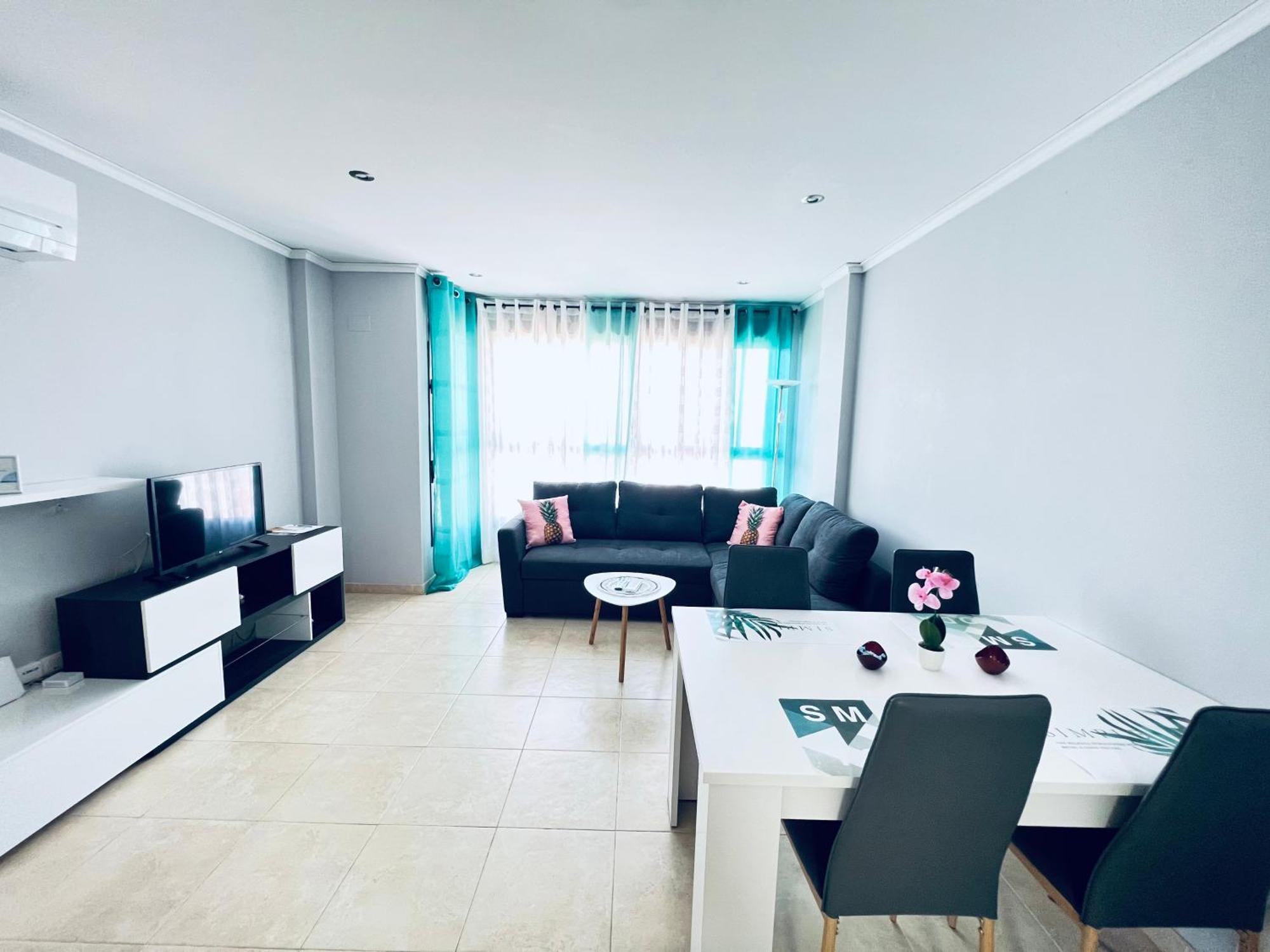 Palm Life Apartment - Free Parking Vila-real Bagian luar foto